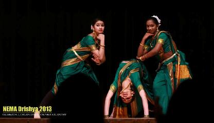 Laavani Folk dance of Maharashtra